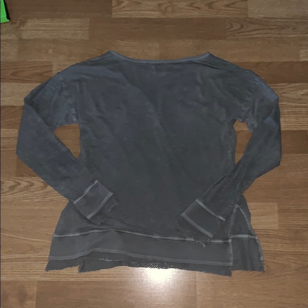 Volcom Top - Picture 6 of 6